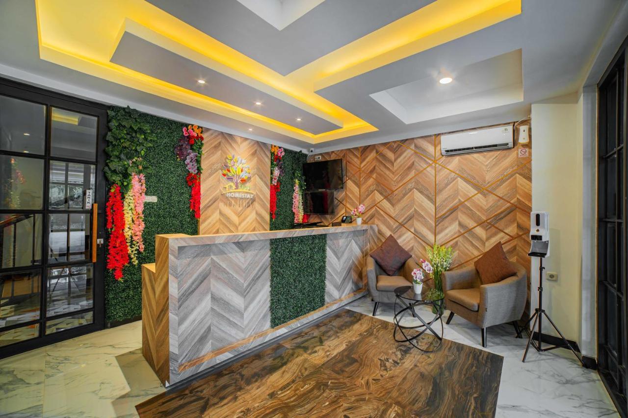 Tree Homestay Mitra Reddoorz Kasri ภายนอก รูปภาพ